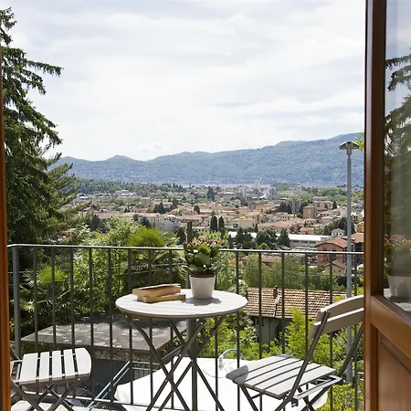 Casa Giorgia Feriehus Verbania